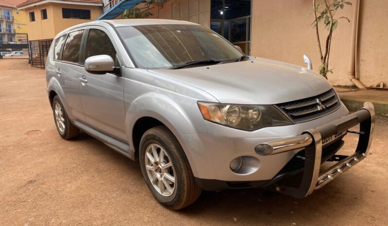 Mitsubishi Outlander 2010 full