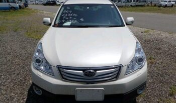 Subaru Outback 2010 full