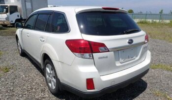 Subaru Outback 2010 full