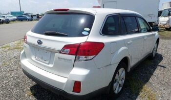 Subaru Outback 2010 full