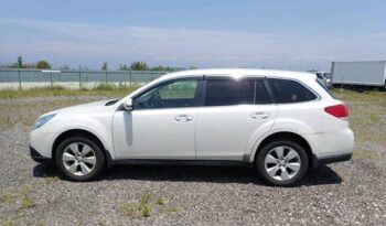 Subaru Outback 2010 full