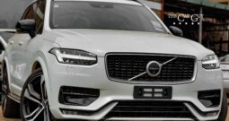 Volvo XC90 R~Design